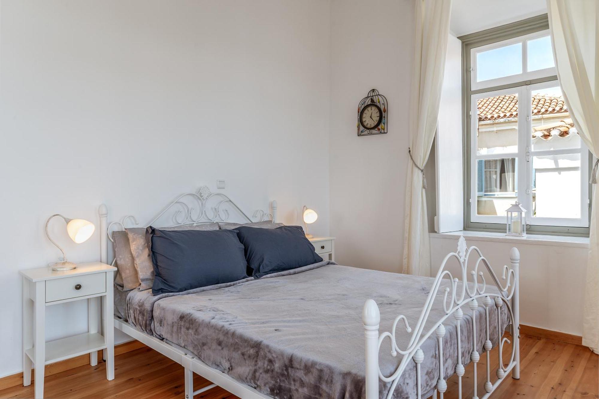 Martha'S House Apartment Spetses Town Exterior photo
